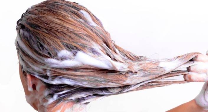 lavare-capelli